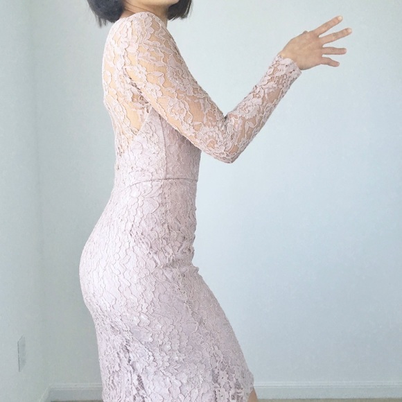 Carissa sweetheart body hugging lace dress - Picture 6 of 7